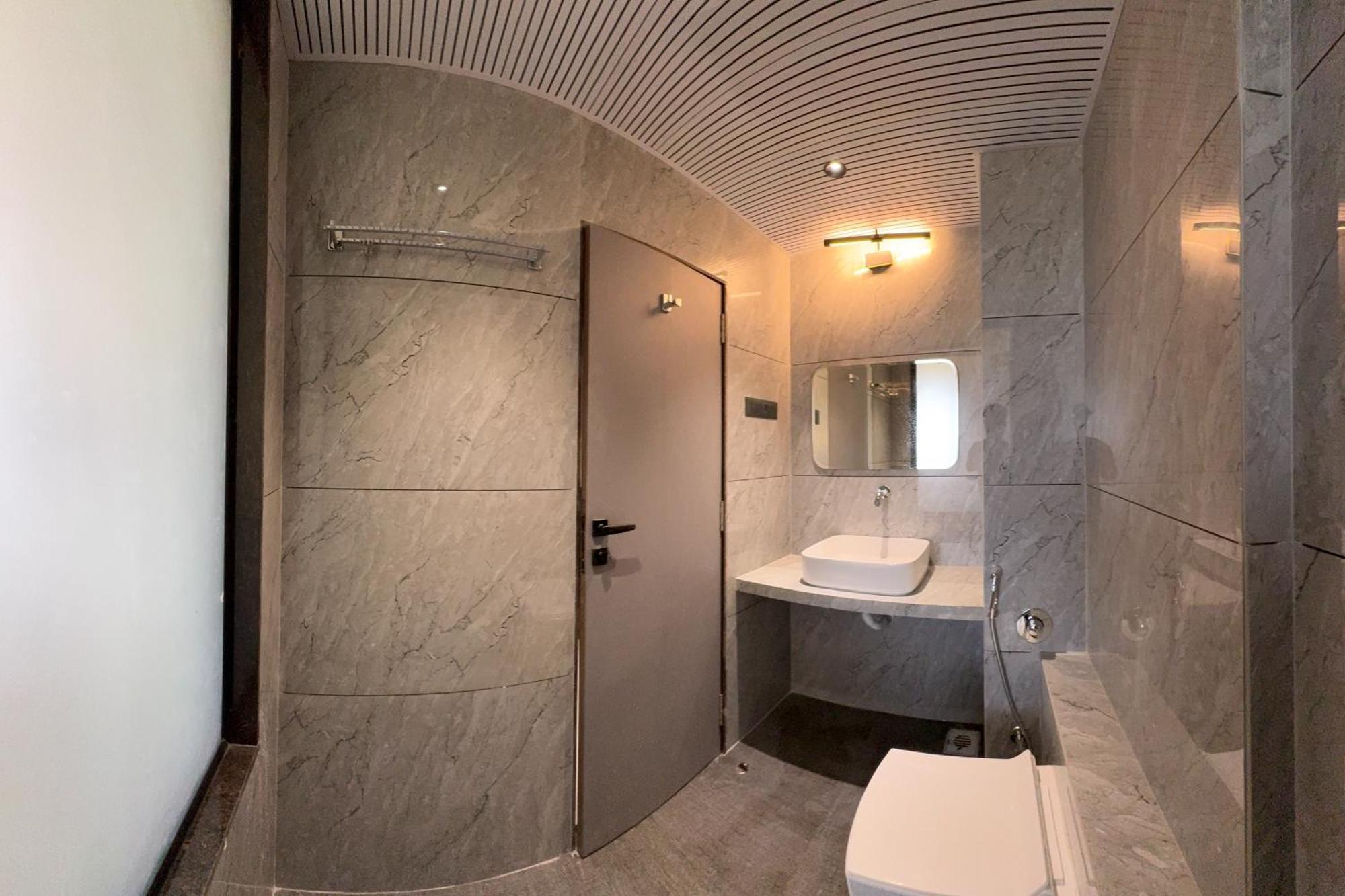 Hotel Kushala Grand, Dombivali Mangrul ภายนอก รูปภาพ